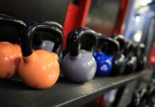 Jakie są zalety treningu z kettlebell