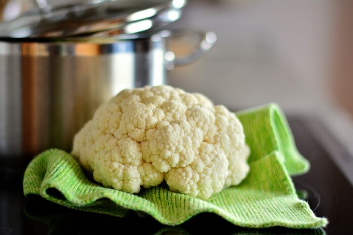cauliflower-g30c4db57c_1280 Jak ugotować kalafior