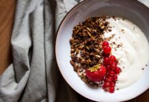 Jakie są najlepsze sposoby na utrzymanie prawidłowej wagi podczas karmienia piersią?