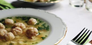 Jakie są najlepsze przepisy na zupy zgodne z dietą przeciwzapalną?