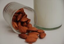 Jakie są najlepsze posiłki dla osób z nietolerancją laktozy i glutenu przy budowaniu masy mięśniowej?