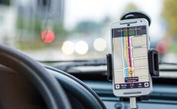 Jaki GPS do samochodu bez abonamentu?