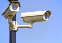 Czy w Polsce trzeba mieć rejestracje z przodu? Czy w Polsce trzeba mieć rejestracje z przodu?