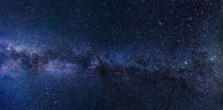 Jak przenieść zdjęcia z kamery na komputer?