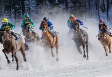 Co lepsze turfy czy korki?