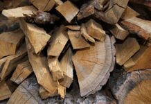 Ile to jest 1 kubik desek?