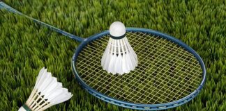 Z jakiego kraju pochodzi badminton?