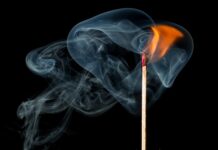 Gdzie zapalniczka w samolocie?