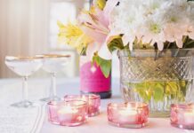 Co postawić na stole w salonie? Co postawić na stole w salonie?