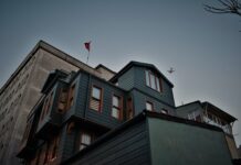 Co oznacza flaga w futbolu amerykańskim? Co oznacza flaga w futbolu amerykańskim?